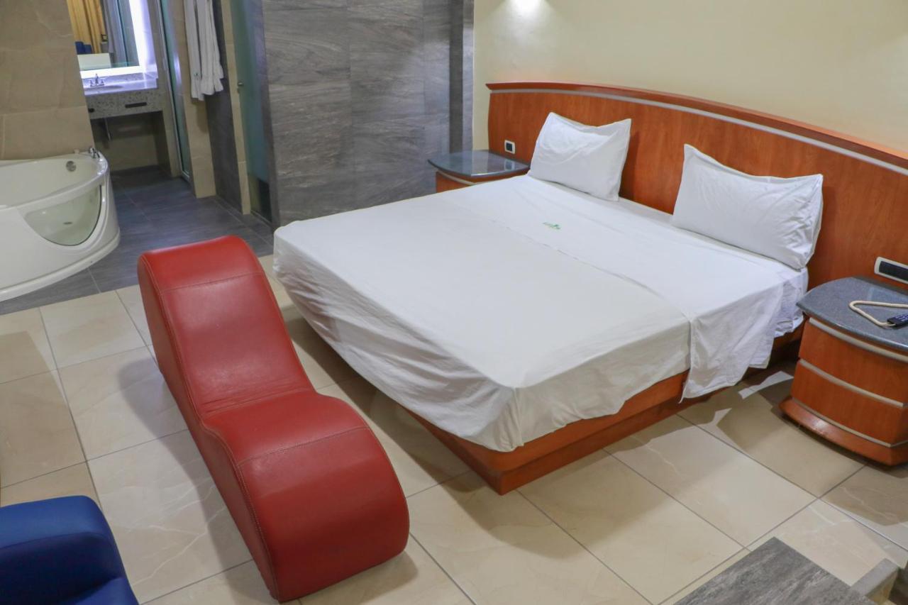 Autohotel Ilussion Córdoba Eksteriør billede