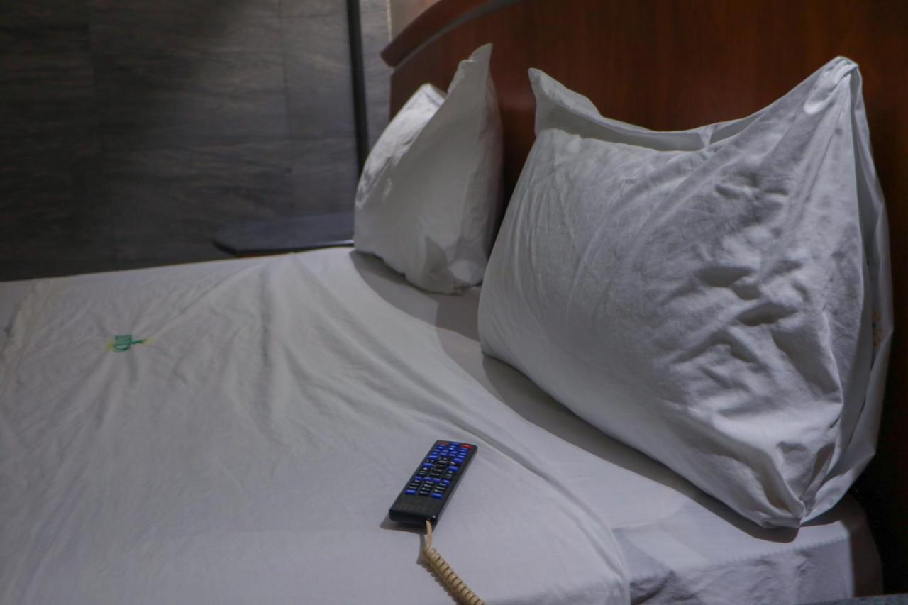 Autohotel Ilussion Córdoba Eksteriør billede