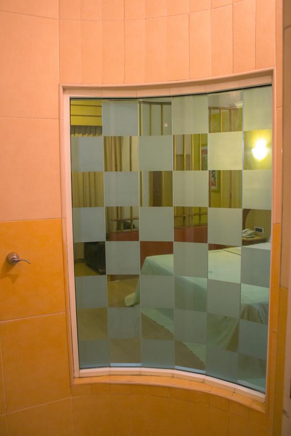 Autohotel Ilussion Córdoba Eksteriør billede