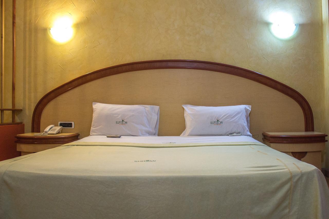 Autohotel Ilussion Córdoba Eksteriør billede