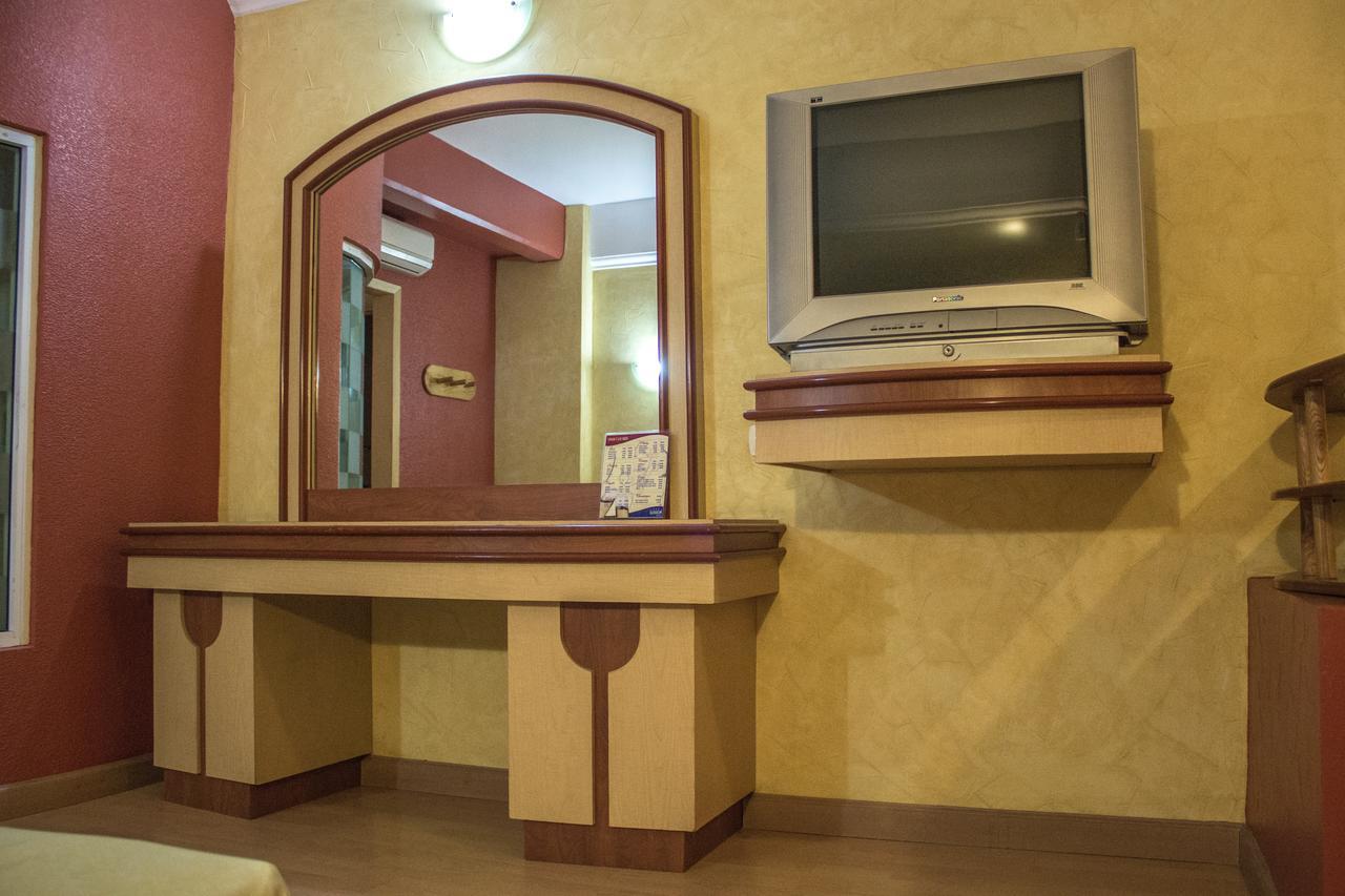 Autohotel Ilussion Córdoba Eksteriør billede