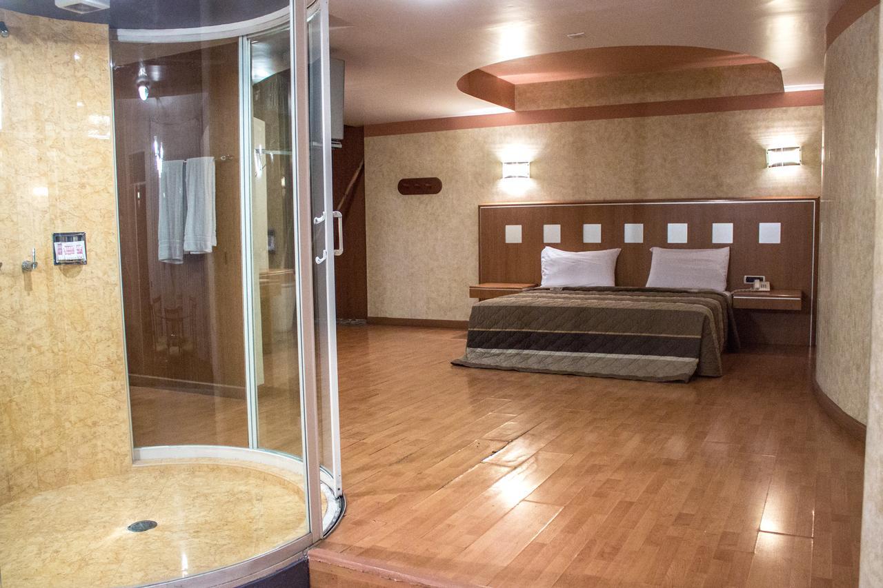 Autohotel Ilussion Córdoba Eksteriør billede